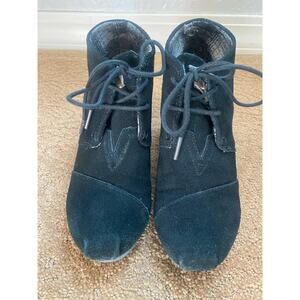 TOMS Desert Wedges Women's Size 6 Ankle Bootie Black Suede Lace-Up